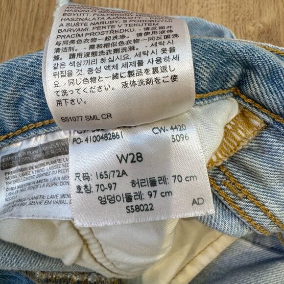 Levi’s 501 Cutoff Denim Shorts Light Wash Size 28 - Picture 8 of 9